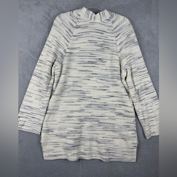 Pure Jill sweater tunic size medium tall v neck with split detail at sleeve - Picture 8 of 9